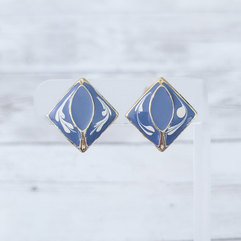 Vintage Clip On Earrings Blue & Cream Stylish
